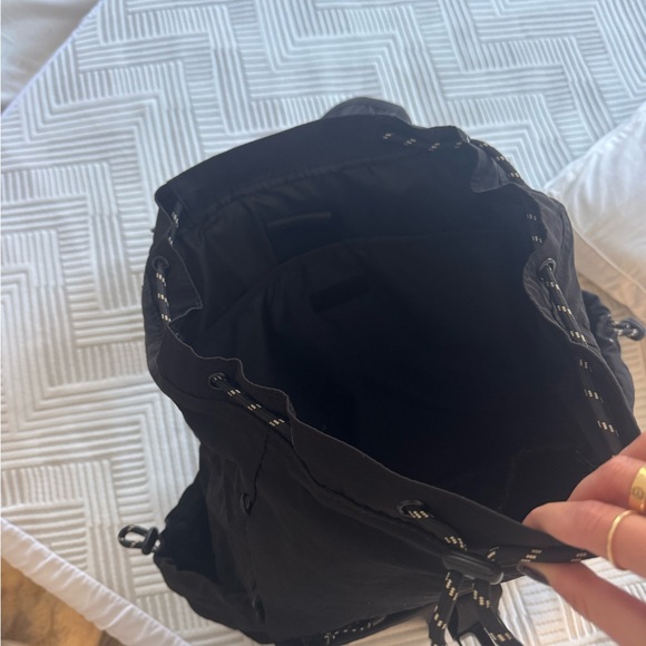 Black BEIS Backpack- new with tags - Picture 3 of 3